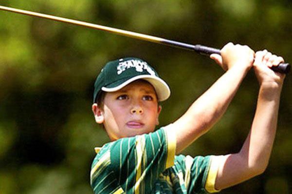 Junior Golf Boy Swing